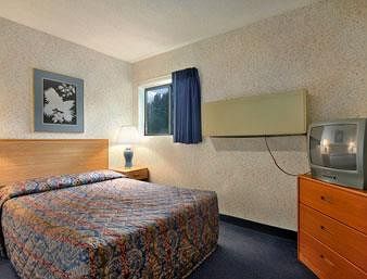 Super 8 By Wyndham Oneonta/Cooperstown Hotel Buitenkant foto